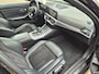 BMW 3-Serie 320i Executive Edition Panoramadak! M Pakket! Laser Koplampen! Sfeerverlichting!