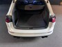 Volkswagen Golf 2.0 TSI R 4Motion/ IQ Lights/ Keyless/ Blind Spot/ Kuipstoelen/ Alcantara Dak/ Side Assist/ ACC/ Clima/ 19"/