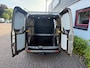 Ford Transit Custom GB 2.0 TDCi 170PK 320 L2H1 Limited/ 18 Inch/ RVS Imperiaal/ Sidebars/ Vloer + wand platen/ Stoelverwarming/ Trekhaak/ Apple Carplay/ Zeer nette bus