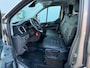 Ford Transit Custom GB 2.0 TDCi 170PK 320 L2H1 Limited/ 18 Inch/ RVS Imperiaal/ Sidebars/ Vloer + wand platen/ Stoelverwarming/ Trekhaak/ Apple Carplay/ Zeer nette bus