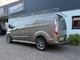 Ford Transit Custom GB 2.0 TDCi 170PK 320 L2H1 Limited/ 18 Inch/ RVS Imperiaal/ Sidebars/ Vloer + wand platen/ Stoelverwarming/ Trekhaak/ Apple Carplay/ Zeer nette bus