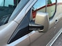 Ford Transit Custom GB 2.0 TDCi 170PK 320 L2H1 Limited/ 18 Inch/ RVS Imperiaal/ Sidebars/ Vloer + wand platen/ Stoelverwarming/ Trekhaak/ Apple Carplay/ Zeer nette bus
