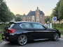 BMW 1-Serie M140i High Exec/Pano/Stuurverw/Carplay/Harman kardon/M-permormance demper