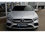 Mercedes-Benz A-klasse A250e 218PK AUTOMAAT AMG Leer | SOH 99% | Navi Plus | Camera | Stoelverw. | Distronic Plus | Pdc v+a | Led High Performance | Keyless | 18 Inch Lm |