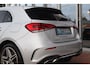 Mercedes-Benz A-klasse A250e 218PK AUTOMAAT AMG Leer | Navi Plus | Camera | Stoelverw. | Distronic Plus | Pdc v+a | Led High Performance | Keyless | 18 Inch Lm |
