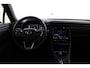 Lexus LBX Elegant 2WD | Apple Carplay/Android Auto | Parkeersensoren | Stoel/Stuurverwarming | Parkeercamera |