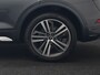 Audi Q5 55 TFSI e S Line PHEV 367pk Dealer O.H. | Trekhaak Af Fabriek | 360 Camera | Alcantara Sportstoelen Verwarmd | Cruise Control | Keyless | Sfeerverlichting | Virtual | Navigatie | DAB | 20"L.M | Plug In Hybrid |