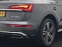 Audi Q5 55 TFSI e S Line PHEV 367pk Dealer O.H. | Trekhaak Af Fabriek | 360 Camera | Alcantara Sportstoelen Verwarmd | Cruise Control | Keyless | Sfeerverlichting | Virtual | Navigatie | DAB | 20"L.M | Plug In Hybrid |