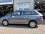 Skoda Fabia Combi 1.0 TSI Ambition / PARKEER SENSOREN/ BLUETOOTH/ CRUISE/ NAVI/ DAB/ AIRCO