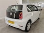 Volkswagen Up! 1.0 65pk 5 Deurs | Airconditioning | Bluetooth | incl. 24 maanden garantie | Telefoonhouder op dashboard met USB