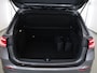 Mercedes-Benz B-klasse 250 e AMG Line | Panoramadak | Night pakket | Widescreen | Sfeerverlichting | Stoelverwarming |