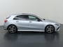 Mercedes-Benz A-klasse 180 Star Edition AMG Line | Nightpakket | Sfeerverlichting | MULTIBEAM LED | Stoelverwarming |