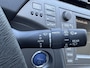 Toyota Prius 1.8 Plug-in Executive Business HEAD-UP BLUETOOTH STOELVERWARMING KEYLESS CAMERA CLIMA JBL-AUDIO LM-VELGEN