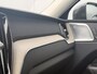 Volvo XC60 T6 AutomaaPlug-in hybrid AWD Inscription Exclusive | Standkachel | Adaptieve cruise control | Apple Carplay/Android Auto | Autonomous emergency braking | Electronic climate control | Elektrisch glazen panorama-dak | Lederen bekleding | Voorstoelen verwarmd |