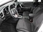 Kia Ceed Sportswagon 1.5 T-GDi 160pk Automaat DynamicLine Climate control Adaptieve cruise control Stuurverwarming Stoelverwarming Navigatie Apple Carplay/ Android Auto Lichtmetalen velgen Achteruitrijcamera