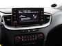 Kia Ceed Sportswagon 1.5 T-GDi 160pk Automaat DynamicLine Climate control Adaptieve cruise control Stuurverwarming Stoelverwarming Navigatie Apple Carplay/ Android Auto Lichtmetalen velgen Achteruitrijcamera