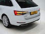 Skoda Superb Combi 1.4 TSI iV Laurin & Klement | Panoramadak | Leder | Trekhaak | Massage | Canton | Stoelkoeling | 360 | Memory
