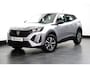 Peugeot 2008 1.2 Hybrid 145 PK Style | Camera | Climate & Cruise C. | CarPlay | Park Assist | Navigatie | LED | DAB + | Camera | Climate & Cruise C. | CarPlay | Park Assist | Navigatie | LED | DAB + |
