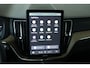 Volvo XC60 T6 Plug-in hybrid AWD Ultra Dark SOH-waarde 100%| Luchtvering | Head-Up Display | Semi-Electrische Wegklapbare Trekhaak | Harman Kardon Premium audio |