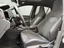 Volkswagen Golf 1.5 eTSI R-Line Edition | PANO | HUD | Harman Kardon | Keyless