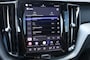 Volvo XC60 Recharge T8 AWD Polestar Engineerd 455pk/ Panodak/22 inch LM/Head-up/Trekhaak wegklb/Harman Kardon