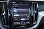 Volvo XC60 Recharge T8 AWD Polestar Engineerd 455pk/ Panodak/22 inch LM/Head-up/Trekhaak wegklb/Harman Kardon