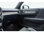Volvo XC40 1.5 T3 R-Design | Navigatie | Climate Control | Stoel-, achterbank- en stuurverwarming | LED Koplampen | Leer/Alcantara