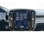 Volvo XC40 1.5 T3 R-Design | Navigatie | Climate Control | Stoel-, achterbank- en stuurverwarming | LED Koplampen | Leer/Alcantara