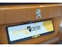 Peugeot 2008 PureTech 130 GT Pack | Leer-pakket | Camera | Dodehoekdetectie | Apple Carplay | Stoelverwarming