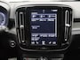 Volvo XC40 T4 Twin Engine 211pk Geartronic R-Design [ LEDER+CARPLAY+LED+STOEL/STUURWIELVERWARMING ]