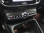 Volvo XC40 P8 408pk AWD Pure Electric 78kWh 90% SoH [ 19 INCH+STOEL/STUURWIELVERWARMING+CARPLAY ]