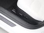 Tesla Model 3 Long-Range AWD 351pk 75 kWh UPGRADE [ WIT LEDER+RYZEN AMD+WARMTEPOMP+AUTOPILOT ]