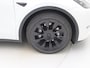 Tesla Model Y Long Range AWD 75kWh 351pk 92,2% SoH [ WIT LEDER+TREKHAAK+AUTOPILOT+20 INCH+PREMIUM AUDIO ]