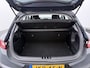 Kia Stonic T-GDi MHEV 100 pk DynamicLine | Navigatie | Climate Control | Cruise Control | Camera | Apple Carplay | 16" | Zeer zuinig |