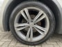 Volkswagen Tiguan 1.5 TSI Comfortline Business | R-Line | Trekhaak | Leder bekleding | Carplay | LED |