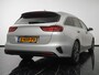 Kia Ceed Sportswagon 1.0 T-GDi 120PK ExecutiveLine - Panoramadak - Navigatie - Stoel- en stuurverwarming - Half leder/stof bekleding -  Fabrieksgarantie tot 02-2031