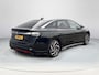 Volkswagen ID.7 Pro Business 77 kWh | Rijklaarprijs | SOH 93,8 % | Elektrisch wegklapbare trekhaak | Harman Kardon Sound System | Warmtepomp | 20"inch lichtmetalen wielen | Stoelverwarming voor+achter |