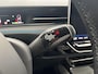 Volkswagen ID.7 Pro Business 77 kWh | Rijklaarprijs | SOH 93,8 % | Elektrisch wegklapbare trekhaak | Harman Kardon Sound System | Warmtepomp | 20"inch lichtmetalen wielen | Stoelverwarming voor+achter |