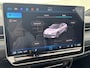Volkswagen ID.7 Pro Business 77 kWh | Rijklaarprijs | SOH 93,8 % | Elektrisch wegklapbare trekhaak | Harman Kardon Sound System | Warmtepomp | 20"inch lichtmetalen wielen | Stoelverwarming voor+achter |