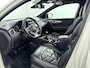 Nissan Qashqai 1.2 Tekna + | Trekhaak | Pano | 19'' LMV | 360° camera | Clima | Cruise | Navi | Radio |