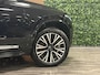 Volvo XC90 T8 AWD Recharge Plus Bright Long Range | Trekhaak | 360° Camera | Harman Kardon | All Season banden | 455pk | Adaptieve Cruise Control | Standkachel met Volvo On Call App | Stoelverwarming voor+achter | Stuurwielverwarming | Google Infotainment | Full LED meesturende koplampen | Pilot Assist | BLIS Dode Hoek Detectie | Elektrische voorstoelen geheugen | Lederen bekleding | Zitting verlenging voorstoelen | Lederen dashboard | 20 Inch | Keyless Drive | Parkeersensoren voor+achter | Privacy Glass | Elektrisch bedienbare achterklep | 7-Persoons | 4-Zone Climate Control | Geïntegreerde zongordijnen achterportieren | Geïntegreerd kinderzitje achterin | Verlichte instaplijsten | Draadloos telefoon opladen | Alarm Klasse III | DAB Radio | Apple Carplay/Android Auto | Volvo On Call met mobiele App functie | Onyx Black Metallic |