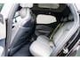 Lynk & Co 02 More 66 kWh | Panoramadak | 360 camera | Harman Kardon audio | Dodehoekdetectie | Stoel/Stuurverwarming | Apple CarPlay/Android Auto | 20"LM-velgen | Elektrisch bedienbare voorstoelen met geheugenfunctie | Klimaat warmtepomp | Elektrisch bedienbare achterklep |