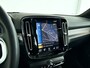 Volvo XC40 T5 Recharge R-Design | Panoramadak | Parkeercamera | Cruise control | Stoel- en stuurverwarming | Trekhaak