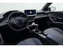 Peugeot 2008 1.2 Turbo 100 Allure | Draadloos Apple Carplay/Android Auto | Parkeersensoren | Privacy Glass | Lichtmetalen velgen |
