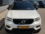 Volvo XC40 2.0 T5 AWD R-Design | Harman Kardon | Pano | ACC | Achteruitrijcamera | Stoelverwarming |