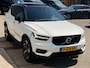 Volvo XC40 2.0 T5 AWD R-Design | Harman Kardon | Pano | ACC | Achteruitrijcamera | Stoelverwarming |