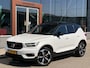 Volvo XC40 2.0 T5 AWD R-Design | Harman Kardon | Pano | ACC | Achteruitrijcamera | Stoelverwarming |