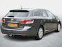 Toyota Avensis Wagon 1.6 VVTi Comfort / Trekhaak / Apple & Android / Dealeronderhouden / Climate Controle / Airco / Origineel NL / 2e Eigenaar /