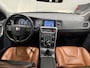 Volvo V60 T3 150pk Kinetic NAVI/LEER/TREKHAAK/LED/ECC/CRUISE/HIGH PERF AUDIO/PERFECT ONDERHOUDEN, NET GROTE OH BEURT GEHAD EN DISTR. RIEM IS VERVANGEN/ZO MEENEEMPRIJS
