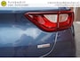 Kia Stonic 1.0 T-GDi DYNAMICLINE ORIGINEEL NEDERLANDS TWO TONE TREKHAAK CAMERA NAVIGATIE ANDROID/APPLECARPLAY AIRCO CRUISECONTROL PDC BLUETOOTH 17INCH ENZ...